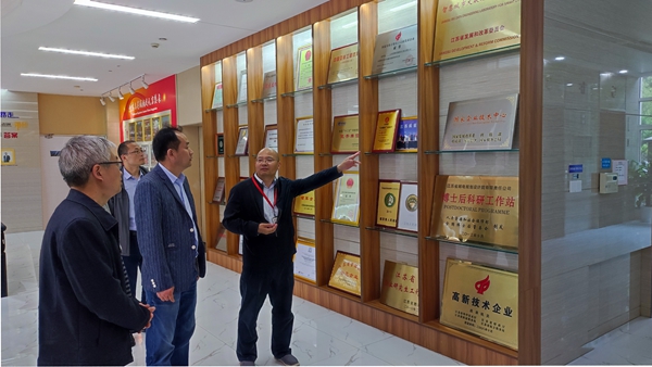 54aa44eb9abf4353adbd6a2cdb95425e.jpg 图片2.jpg